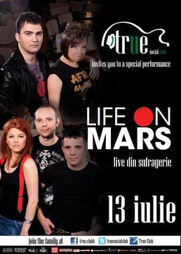 poze concert life on mars in true club