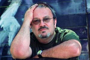 poze mircea baniciu si pasarea colibri