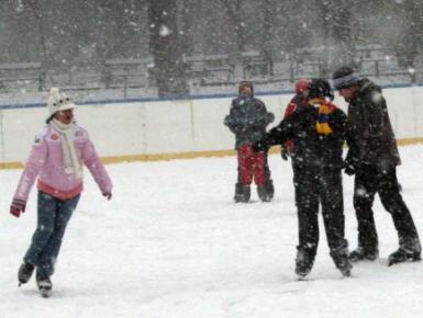 poze patinoar in aer liber la clubul vointa