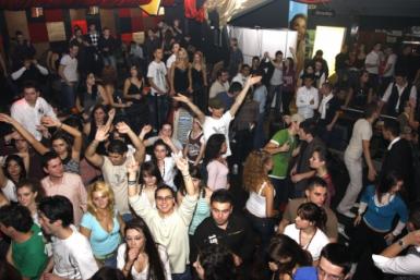 poze revelion 2010 in club wish din constanta