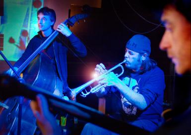 poze seara de jazz cu talltones la green hours