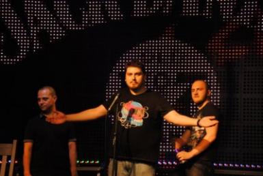 poze stand up comedy in club daimon