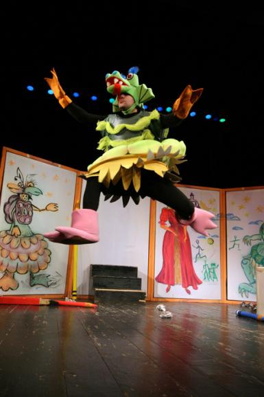 poze suntem 4 facem teatru