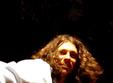 solo act noris in blue train
