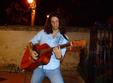 poze solo act noris in blue train