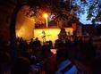 poze solo act noris in blue train