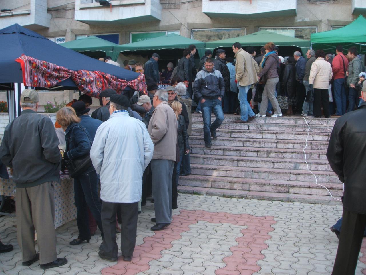 Piata taraneasca 100 natural traditional la Galati