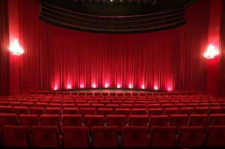 Piesa De Teatru Spiridusii Lui Mos Craciun La Ploiesti