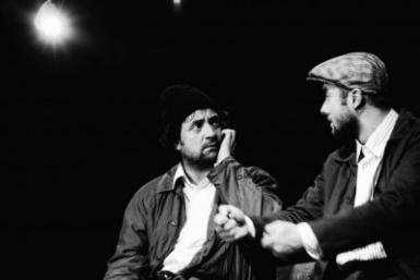 poze comedia insomniacii in memories lounge