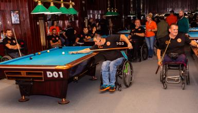 poze competitia de biliard in scaun rulant