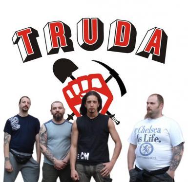 poze concert truda la petrosani