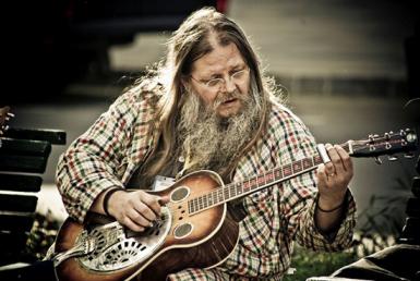 concert vali racila mystic tree