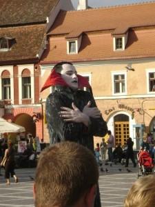 poze continuarea romanului dracula lansata la bran de stranepotul lui bram stoker