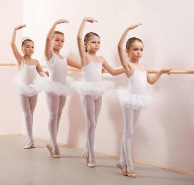 poze curs de balet pentru copii