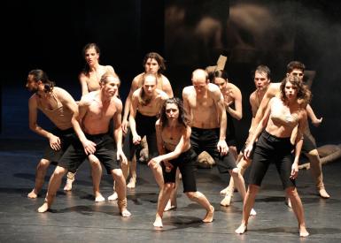 poze  d ale noastre pe scena salii studio a teatrului national