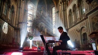 poze daniel doroban u filarmonica live