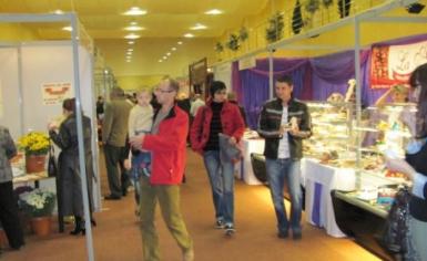 poze expozitia produs in mures 