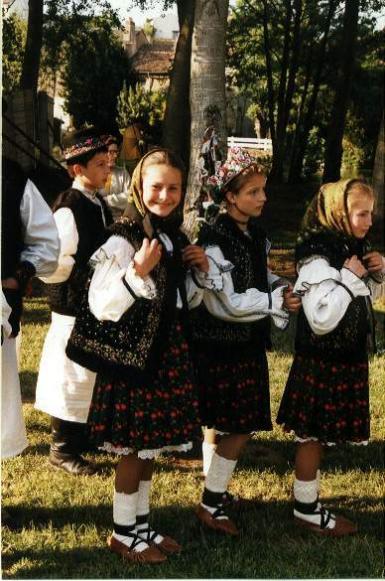 poze festivalul concurs mandru i cantecu n bihor 