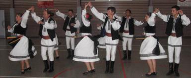 poze festivalul international de folclor carpati