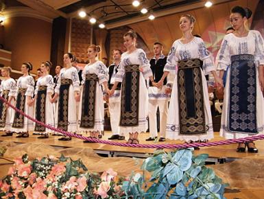 poze festivalul national de folclor la timisoara