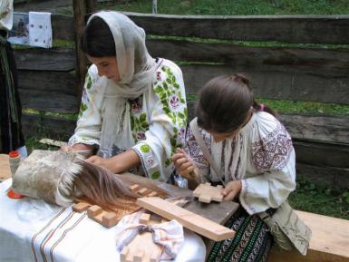 poze olimpiada mestesuguri artistice traditionale