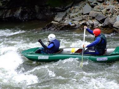 poze rafting pe jiu timisoara