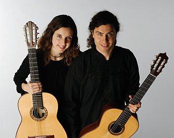 poze recital de chitara clasica duo joncol la teatrul de papusi prichindel 