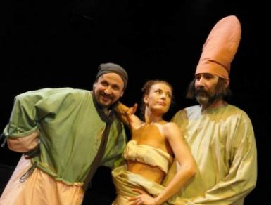 poze  sanziana si pepelea la teatrul national bucuresti