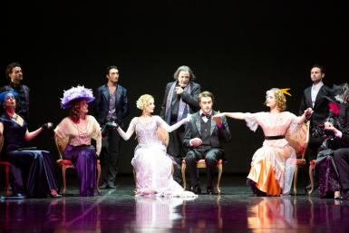 poze spectacol jurnalul unei iubiri la opera na ionala bucure ti