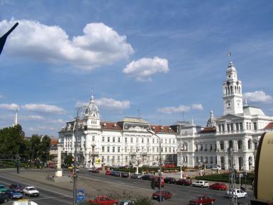 poze teatru ascensiune la etajul iubirii arad