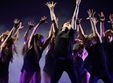 poze dance emotion