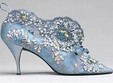 povestea pantofilor de la sandalele greco romane la extravagant