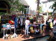 poze  yard sale la 15a